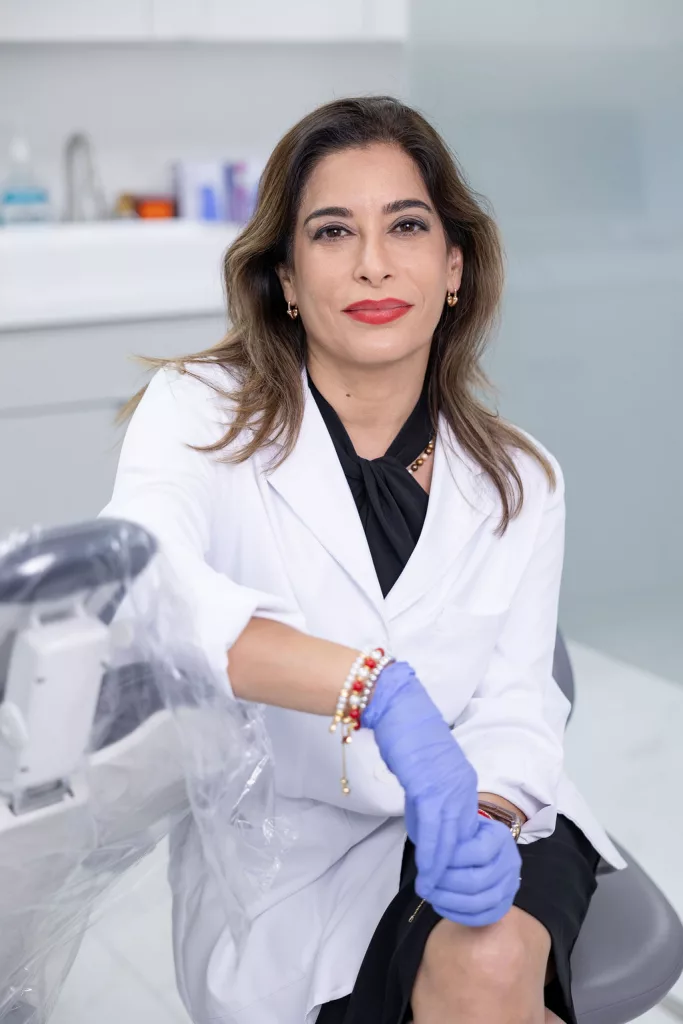 Dentista en Dr G Dental Studio Miami